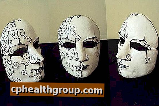 Como fazer máscaras com papel machê