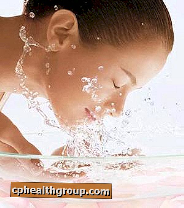 Как да се грижим за сухата кожа на лицето