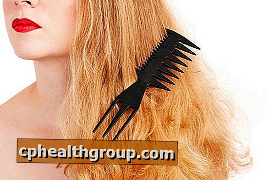 Jak leczyć suche i zniszczone włosy