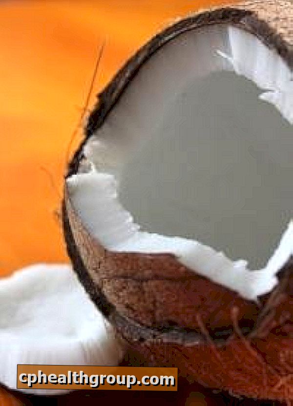 So öffnen Sie eine Kokosnuss