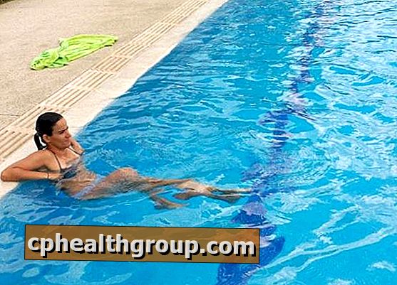 Exercițiu de făcut într-o piscină pentru a pierde în greutate