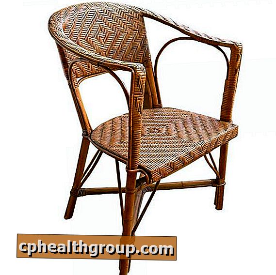 Як відновити відкритий плетений стілець