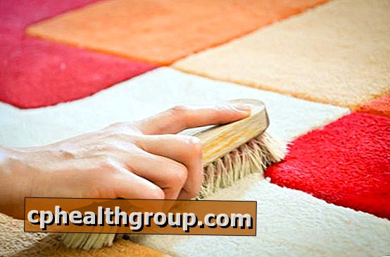 Comment enlever les résidus de colle des tapis