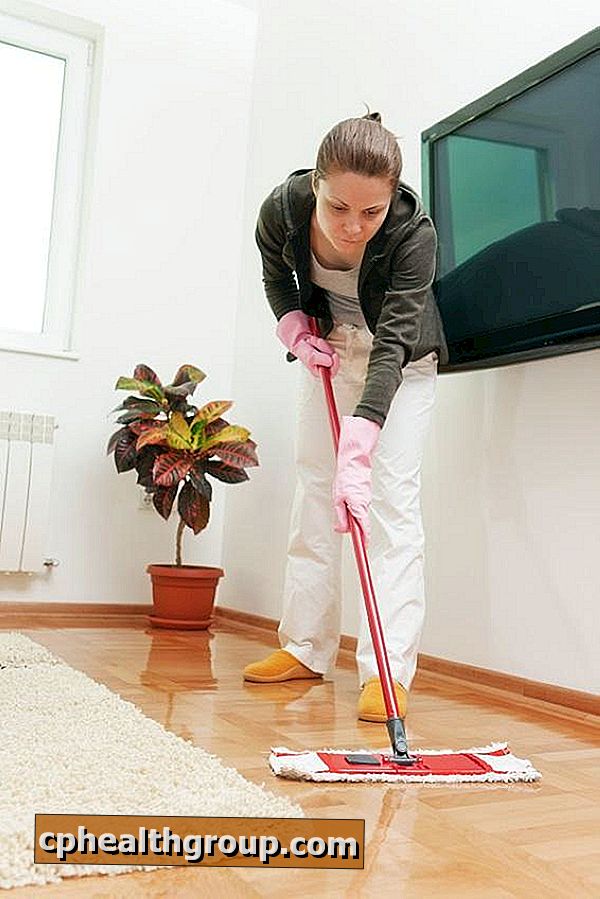 Jak wyczyścić podłogę laminowaną