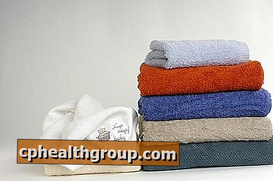 Как да премахнете влакна от нови кърпи